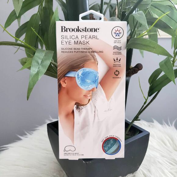 Brookstone Silicone Bead Therapy Eye Mask - Picture 1 of 2